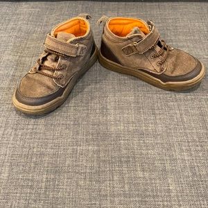 Stride Rite 9.5 toddler brown leather high tops